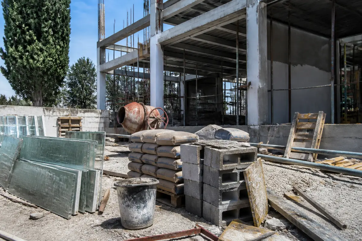 Materiali da costruzione: Tipi, caratteristiche e usi principali